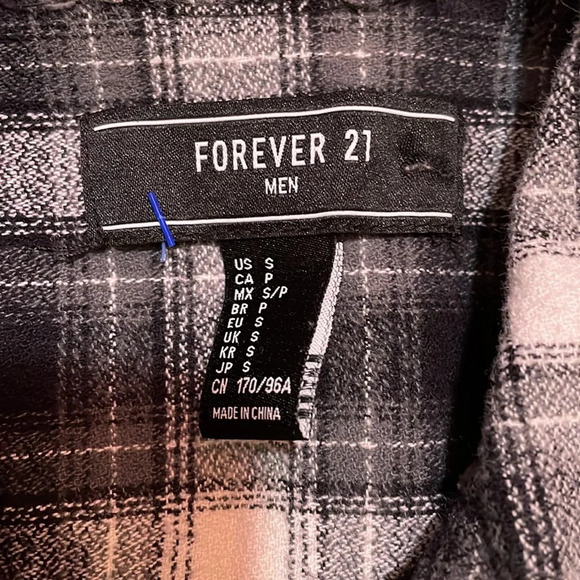 Forever 21 zip up light weight shacket - Picture 2 of 3